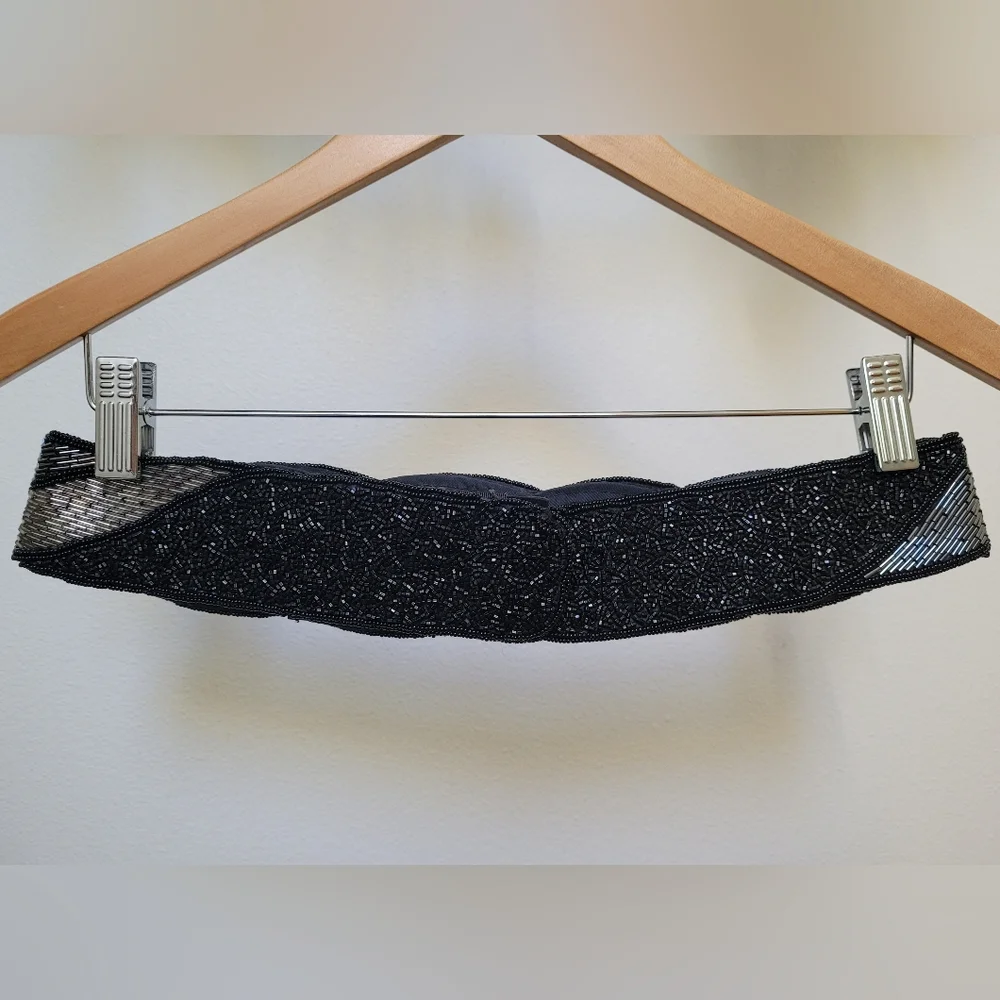La Regale Vintage Black & Silver Beaded Belt With Velcro Fastener